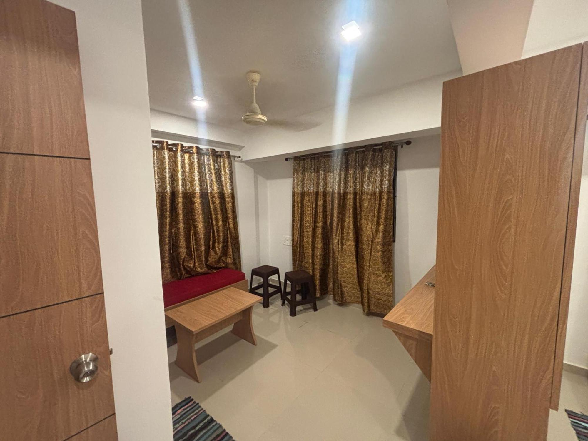 Classic Comfort Lodge Mangalore Esterno foto